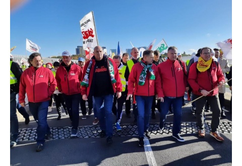 Notatka z manifestacji w Luksemburgu